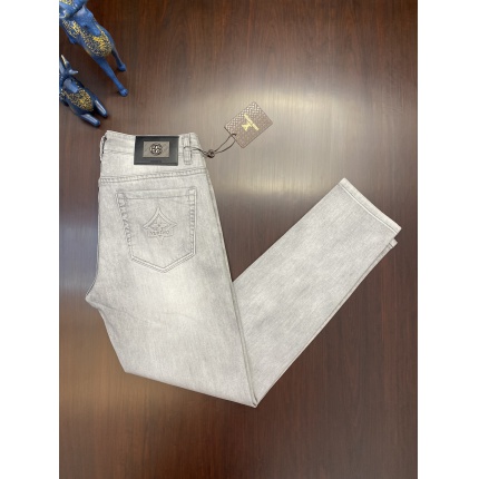 Louis Vuitton Jeans for Men in 180762