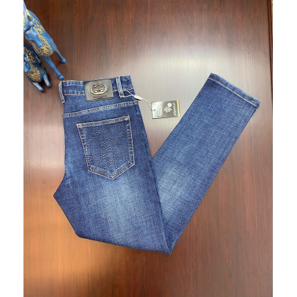 Gucci Jeans for Men in 180770