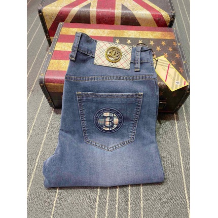 Burberry Jeans for Men in 180781