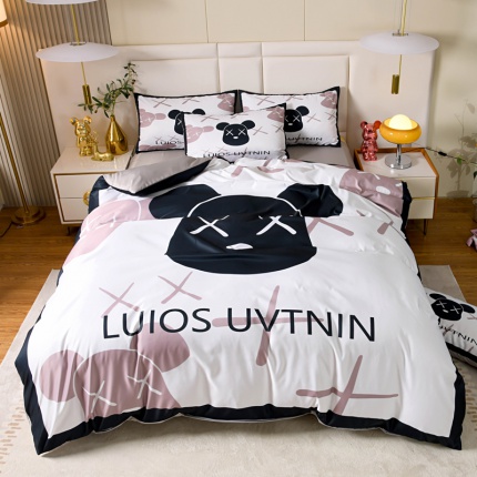 Louis Vuitton Bed Sheets in 180987