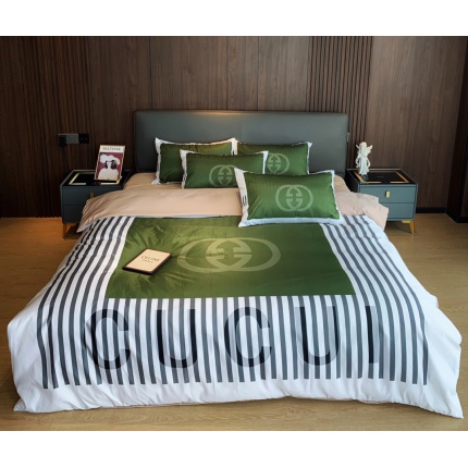 Gucci Bed Sheets in 181000