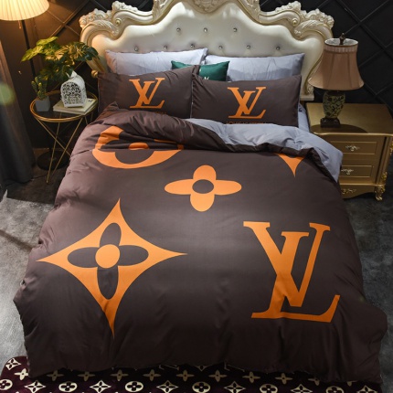 Louis Vuitton Bed Sheets in 181011