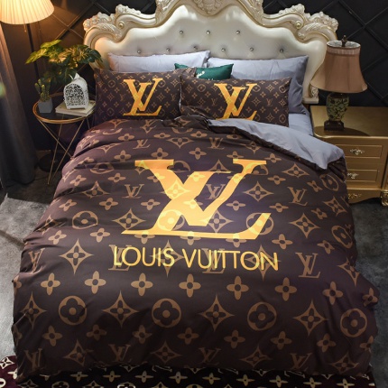 Louis Vuitton Bed Sheets in 181012
