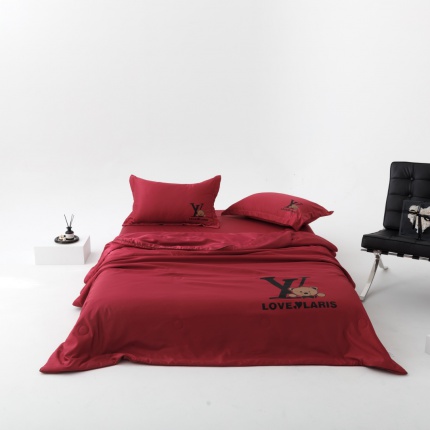 Louis Vuitton Bed Sheets in 181013