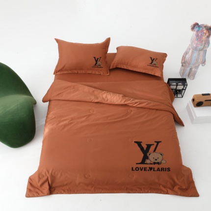 Louis Vuitton Bed Sheets in 181014