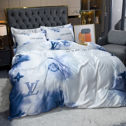 Louis Vuitton Bed Sheets in 181017