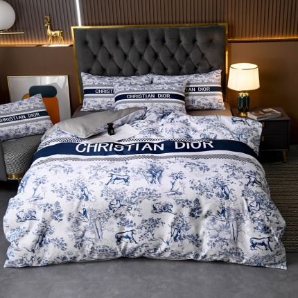 Dior Bed Sheets in 181058