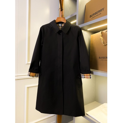 Burberry Trench Coats For Women in 181238