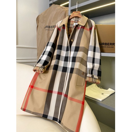 Burberry Trench Coats For Women in 181269