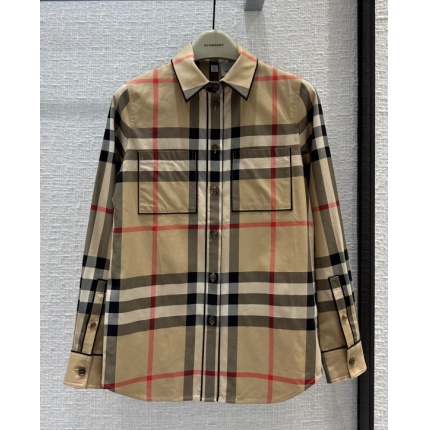 Burberry Long-Sleeved Polo Shirts for Women in 181290