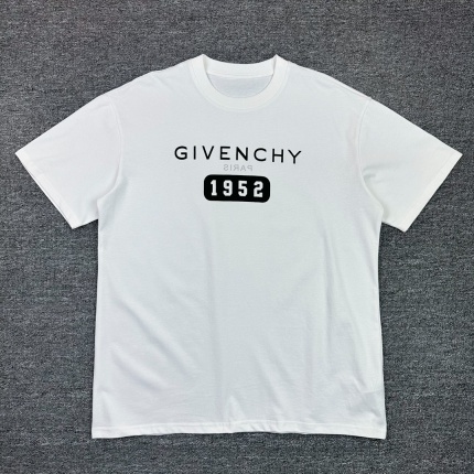 Givenchy T-Shirts for Men in 181344