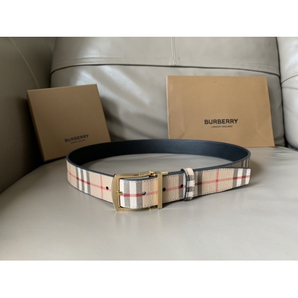 Burberry AAA Quality Belts in 181507