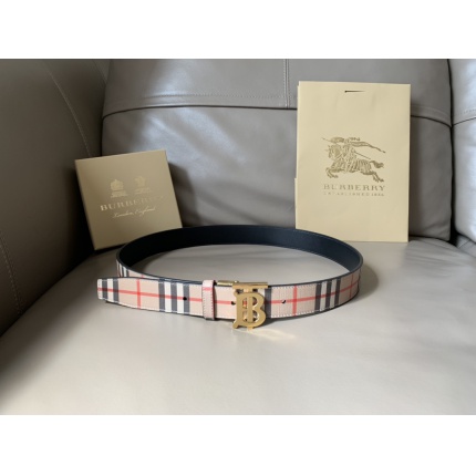 Burberry AAA Quality Belts in 181511