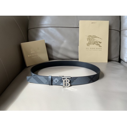 Burberry AAA Quality Belts in 181512