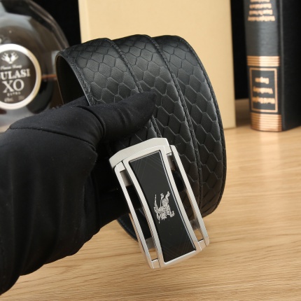 Burberry AAA Quality Belts in 181519
