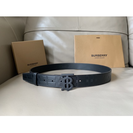 Burberry AAA Quality Belts in 181529