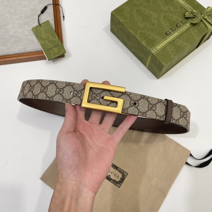 Gucci AAA Quality Belts in 182134