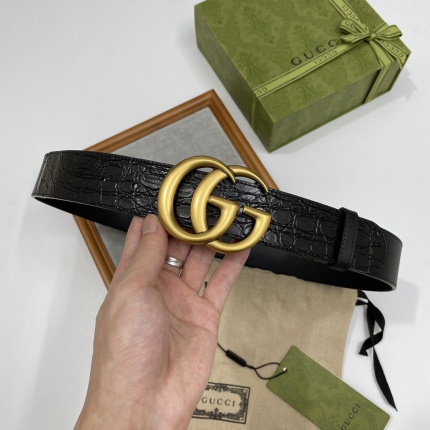 Gucci AAA Quality Belts in 182139