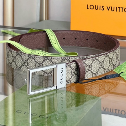 Gucci AAA Quality Belts in 182154