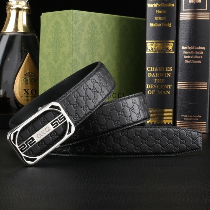 Gucci AAA Quality Belts in 182166