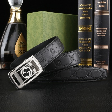 Gucci AAA Quality Belts in 182168