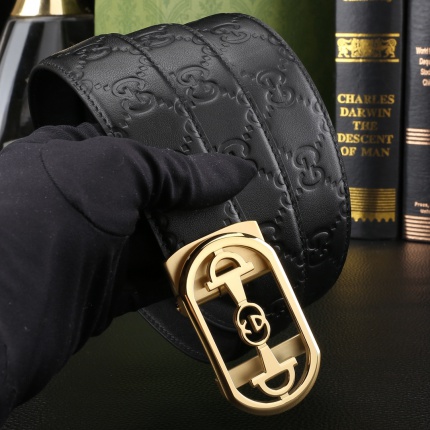 Gucci AAA Quality Belts in 182171