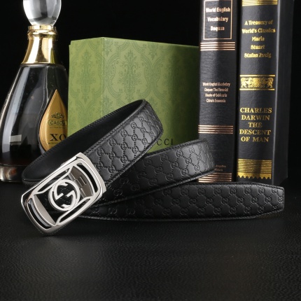 Gucci AAA Quality Belts in 182174