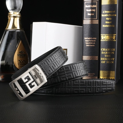 Givenchy aaa Belts in 182340
