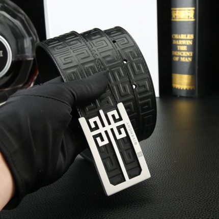 Givenchy aaa Belts in 182341