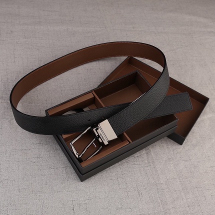 Coach Belts in 182362