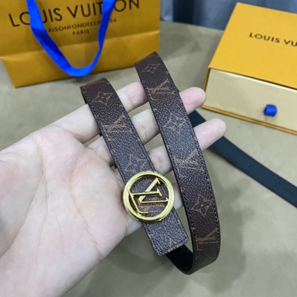 Louis Vuitton AAA Belts in 182365