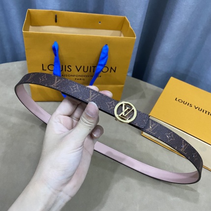 Louis Vuitton AAA Belts in 182369