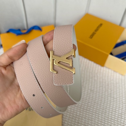 Louis Vuitton AAA Belts in 182376