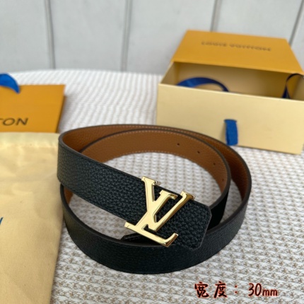 Louis Vuitton AAA Belts in 182378