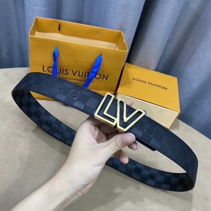 Louis Vuitton AAA Belts in 182392
