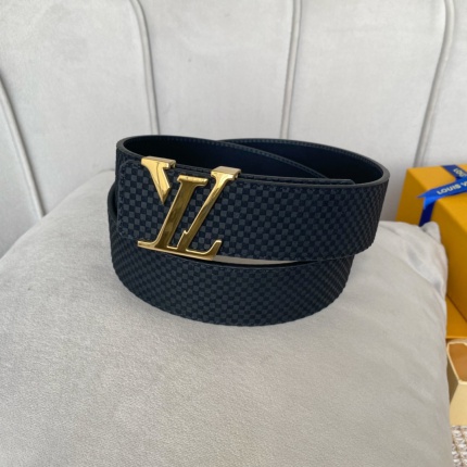 Louis Vuitton AAA Belts in 182400