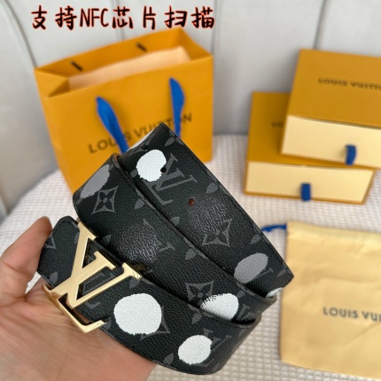 Louis Vuitton AAA Belts in 182405