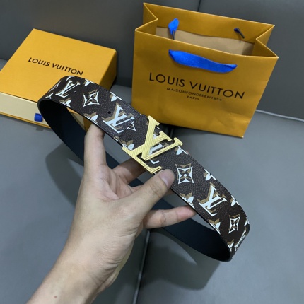 Louis Vuitton AAA Belts in 182408