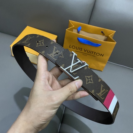 Louis Vuitton AAA Belts in 182410