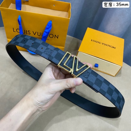 Louis Vuitton AAA Belts in 182418