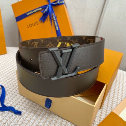 Louis Vuitton AAA Belts in 182429