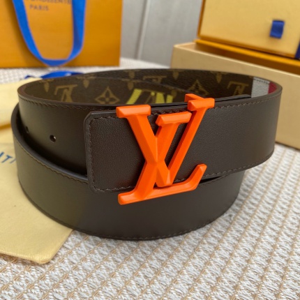 Louis Vuitton AAA Belts in 182431
