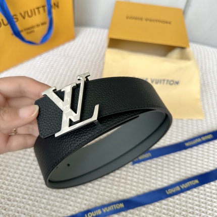 Louis Vuitton AAA Belts in 182440