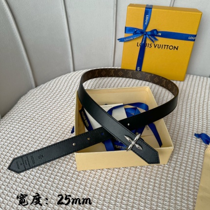 Louis Vuitton AAA Belts in 182447