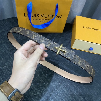 Louis Vuitton AAA Belts in 182457