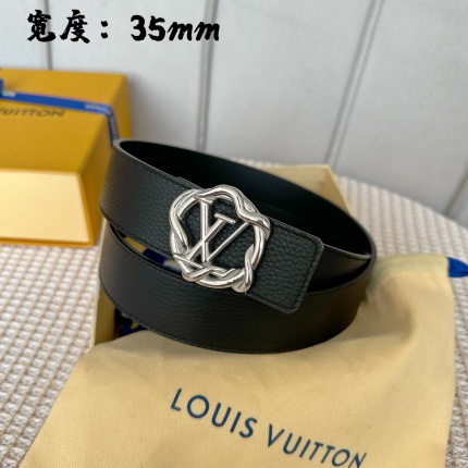Louis Vuitton AAA Belts in 182483