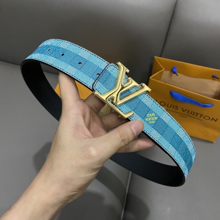 Louis Vuitton AAA Belts in 182506