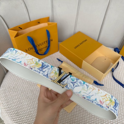 Louis Vuitton AAA Belts in 182529