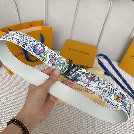 Louis Vuitton AAA Belts in 182531