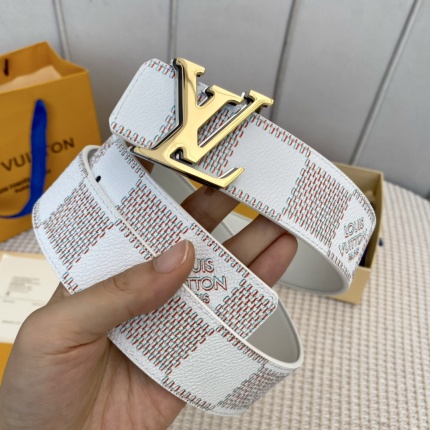 Louis Vuitton AAA Belts in 182546